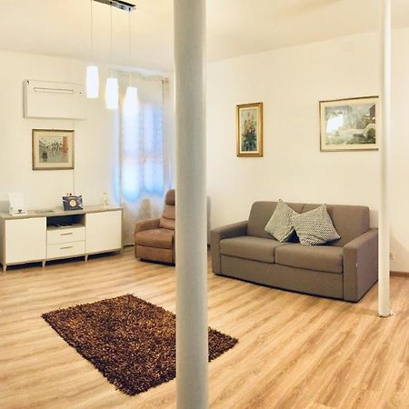 Ca' Braga Biennale Apartment เวนิส ภายนอก รูปภาพ