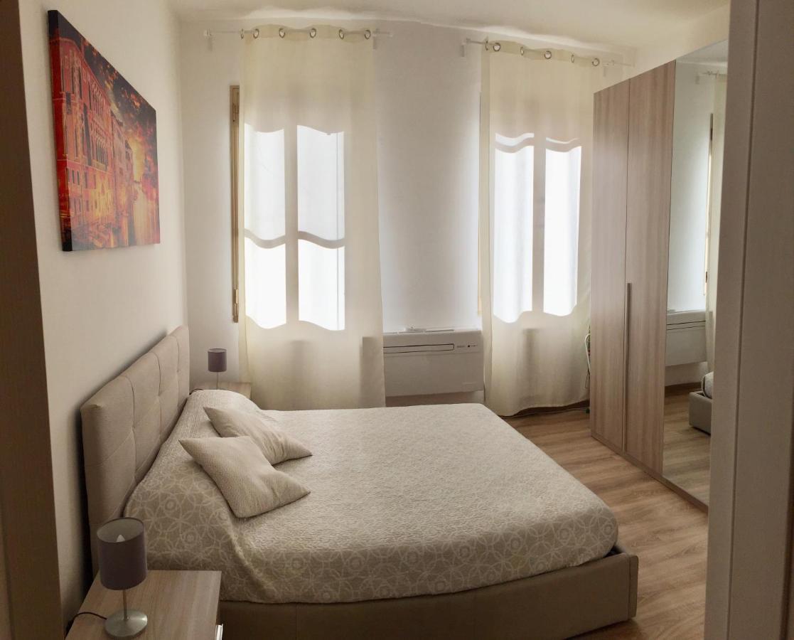 Ca' Braga Biennale Apartment เวนิส ภายนอก รูปภาพ